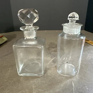 2 antike Apotheker Klarglasflaschen mit Glasstopfen - Bild 1 von 14
