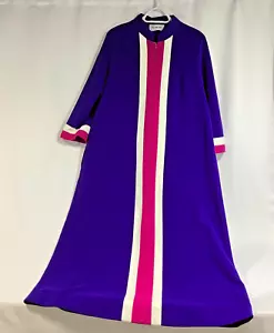 Vintage Vanity Fair Purple Pink White House Coat Robe Nightgown Full Zip Medium - Picture 1 of 3