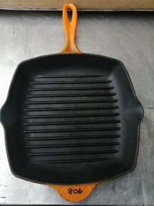 NO806 VOLCANIC ORANGE LE CREUSET 26 GRIDDLE / SKILLET /GRILL PAN / - Picture 1 of 4