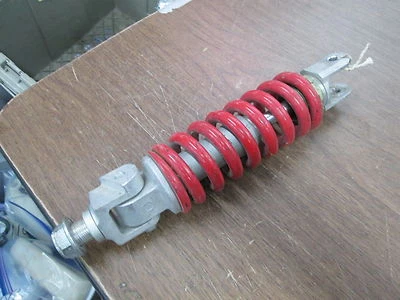 Amortiguador trasero Suzuki OEM 1998-2000 TL1000R 62200-02FA0-37W Foto 1 de 4
