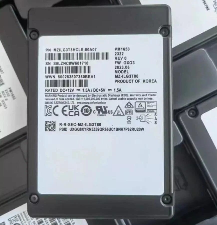 Samsung PM1653 3.84TB SSD 2.5" SAS 24Gbps MZ-ILG3T80 MZILG3T8HCLS-00A07 - Image 1 of 2