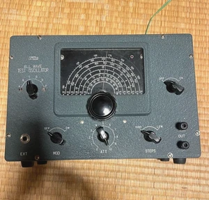 Kenwood TRIO SG-1 Test Oscillator LF 100kHz-HF 30MHz Ham Radio Power-confirmed - Afbeelding 1 van 7
