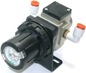 SMC ARG20K-N01G1-Z Air Regulator With Gage Built-in Handle 7.25 - 123 PSI - Picture 1 of 3
