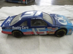 Revell #8762 15 Lake Speed Ford QC Thunderbird 1/24 Scale Diecast - Picture 1 of 4