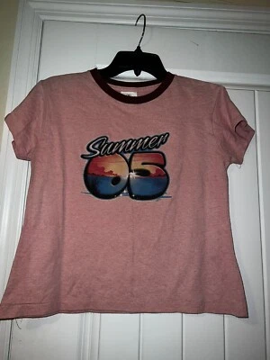 Camiseta gráfica recortada Alore y2K 2005 verano camiseta recortada puntada única HECHA EN EE. UU. LG Foto 1 de 4