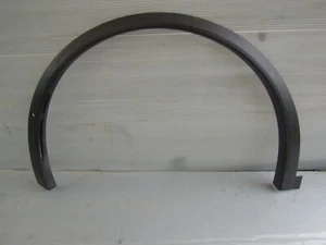 Tesla Model X Radlauf Zierleiste vorne links Original 1078207-00-F 2-X-07-02-07D - Bild 1 von 6