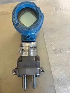 Rosemount 3051S1CD2A Differential Pressure Transmitter with Display Smart Hart - Picture 1 of 6