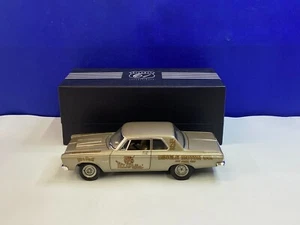 HIGHWAY 61 1/18 SCALE 1965 PLYMOUTH HEMI BELVEDERE TEXAS RATTLER VERY NICE !! - Picture 1 of 20