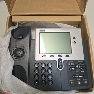 Pair Of (2) Cisco 7940 IP Phone - Black With Power Adapter. Great Working. - Picture 1 of 6