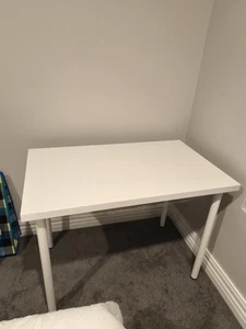 white study desk - Picture 1 of 2