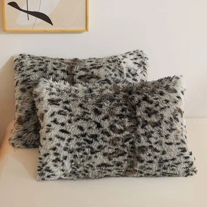 2er Pack Gepard Druck zottelig Plüsch Kunstfell Kissenbezüge 20"x36" Kissenbezüge... - Bild 1 von 6