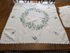 Vintage Linen Hand Embroidered Crocheted edge square tablecloth & napkins 33x34"