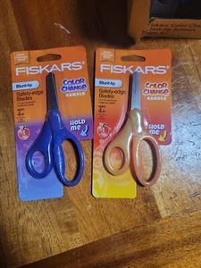 Fiskars Scissors Color Change Safety Edge (Blunt-Tip) (Ages 4+) - Picture 1 of 6