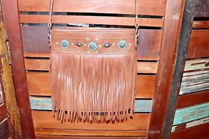 Borsa da trasporto Montana West marrone nascosta con dettagli turchesi e frange usata in ottime condizioni - Foto 1 di 8
