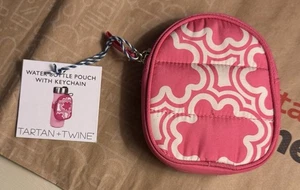 Tartan + Twine - Water Bottle Pouch With Keychain - Conair - Floral Pink - Picture 1 of 5