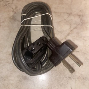 Cable de máquina de coser vintage NECCHI modelo BU NOVA (separación por solicitud) - Imagen 1 de 9