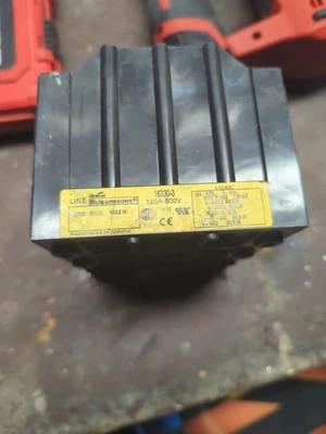Bloque de distribución de energía Cooper Bussman 16323-3 310A 600V Foto 1 de 4