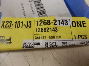 Junta de tubo de entrada refrigerador de recirculación de gases de escape genuino GM 12682143 - Imagen 1 de 2
