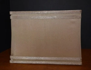 Pantalla de lámpara rectangular de tela sobre alambre de seda de colección - Imagen 1 de 7