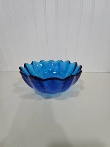 BLENKO HANDCRAFT BLUE LOTUS CONSOLE BOWL 14 Petal 8-1/2" w x 4" t - Picture 1 of 11