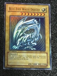 Yu-Gi-Oh Blue-Eyes White Dragon SDK-001 Ultra Rare 2002 English - Picture 1 of 3