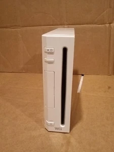 Nintendo Wii Replacement Gamecube Compatible RVL-001 Tested Works Console ONLY - Picture 1 of 11