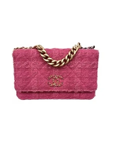 CHANEL 19 Wallet On Chain Tweed Pink Gold Silver - Picture 1 of 19