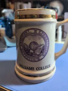 VTG Williams College Mug w/gold lettering and trim EUC SEE PICTURES - Picture 1 of 9