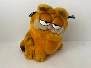 Vintage 1981 Dakin United Feature Syndicate Small Garfield 6" Sitting Plush Toy - Picture 1 of 6