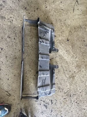 Colher radiador barragem de ar furtiva mitsubishi GTO 3000GT - Imagem 1 de 2