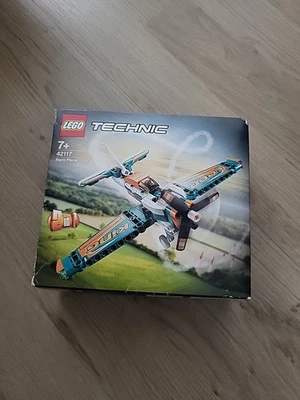 LEGO Technic Rennflugzeug 42117 Neu OVP - Bild 1 von 3