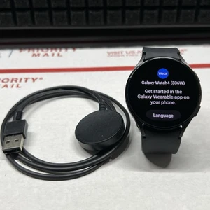 Samsung Galaxy Watch 4 44mm Black Aluminum Case SM-R870 GPS Smartwatch - Zdjęcie 1 z 7