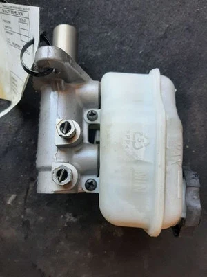 Chevrolet Camaro 2012 2013 2014 2015 cilindro maestro de freno 22956542 Foto 1 de 4