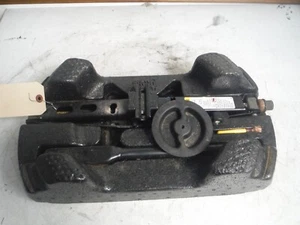 2003 Buick Century Spare Tire Jack & Tool Kit Set w/ Foam Insert OEM 1998-2005 - Picture 1 of 8