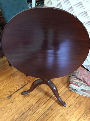 Antique Sheraton Federal Round Tilt Top Walnut Tea Table 30.5" Round Cover