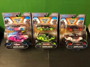 Set combinato Monster Truck auto da corsa 2025 Spin Master Monster Jam Walmart serie 6! - Foto 1 di 4
