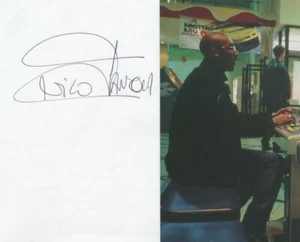 Nicolas Anelka - Footballeur international français - Page dédicacée + Photo - Foto 1 di 2