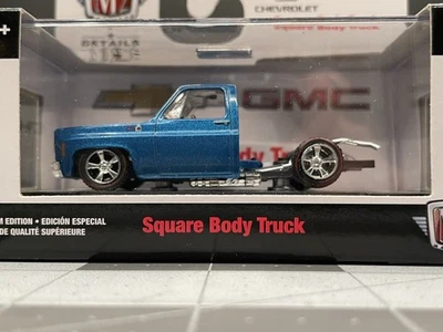 Camión de carrocería cuadrada GMC Sierra Grande 15 1976 M2 Machines - personalizado Foto 1 de 4