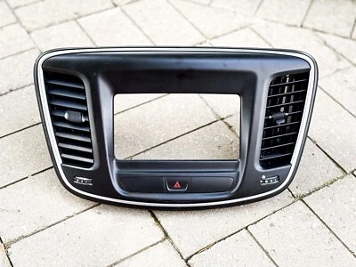 🚘✅ 2015 - 2017 CHRYSLER 200 RADIO BEZEL TRIM VENTS DASH MOULDING OEM - Image 1 of 4