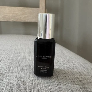 Jo Malone Velvet Rose & Oud Cologne Intense 9ml/0.3fl.oz. Mini Travel Spray - Picture 1 of 2