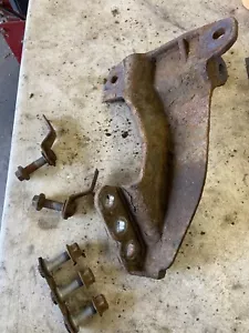 Ford Super Duty OEM front Track bar bracket 2011 F250 f350 - Picture 1 of 7