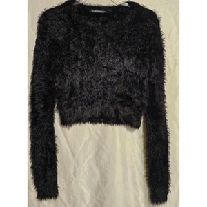 Brandy ♡ Melville Black Bear Cropped Sweater Juniors Size Large - Picture 1 of 6