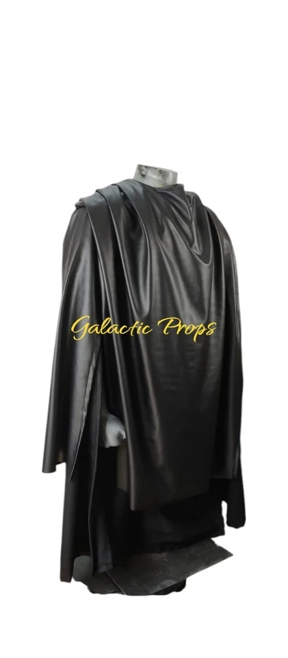 Disfraz de El Acólito Qimir inspirado en Star Wars The Stanger Foto 1 de 4