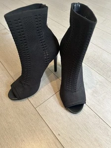 Black Steve Madden Sock Boot With Stiletto Heel And Peep Toe Size 7.5 - Picture 1 of 5