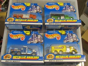 Hot Wheels Metallic Haulers Toys R Us exclusivo conjunto de 4 rojo, azul, dorado, verde - Imagen 1 de 2