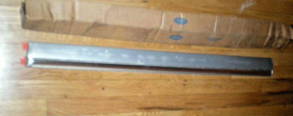 Новый из старых запасов 1995 1996 Mercury Tracer молдинг для передней двери LH F5KY-54209339-BAX - Изображение 1 из 3