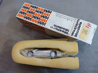 WESTERN MODELS 1/43 #WP110X Ferrari 308 GTSi 1980 - Vintage (Left mirror broken) - Immagine 1 di 4