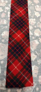 Vintage Square Tie Red Tartan Holiday 1960s Tarmon Fraser All Wool Short Necktie - Picture 1 of 17