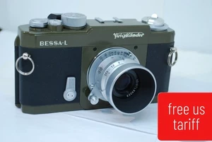 "TOP++"Voigtländer Bessa-T Heliar 101 Years Olive mit 50mm F3.5 Objektiv Set - Bild 1 von 24
