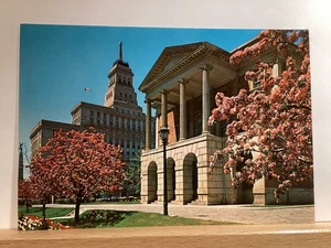 Osgoode Hall: Ontario, Canada - Vintage Postcard - Picture 1 of 3